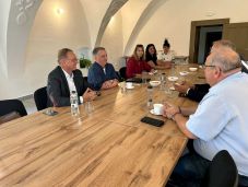 Új távlatok a felnőttképzésben: együttműködés a Kanta Szakképző Központ és a Békéscsabai Szakképzési Centrum között